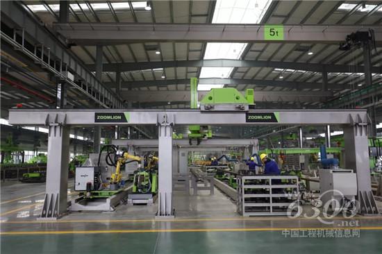 中聯(lián)重科塔機智能工廠一景