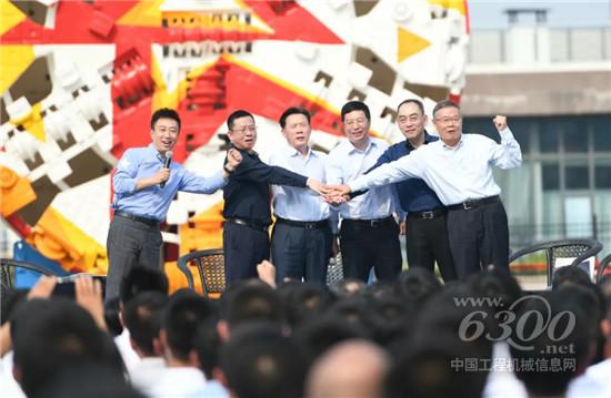 梁穩(wěn)根：絕不辜負(fù)“機(jī)械之都”的期待