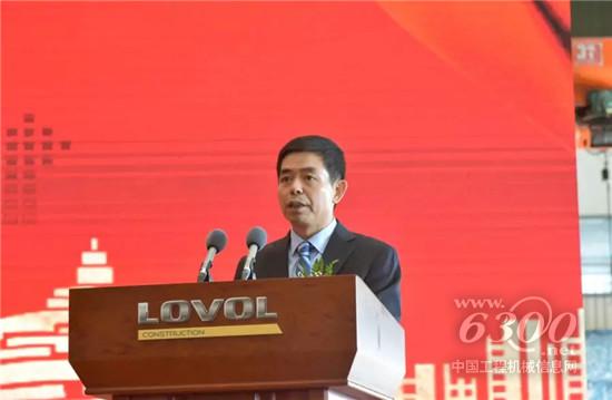 亞太項目雷沃百臺設備交付儀式在雷沃青島廠區(qū)隆重舉行