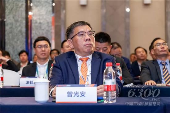 2019年柳工國內(nèi)經(jīng)銷商商務(wù)大會成功舉行