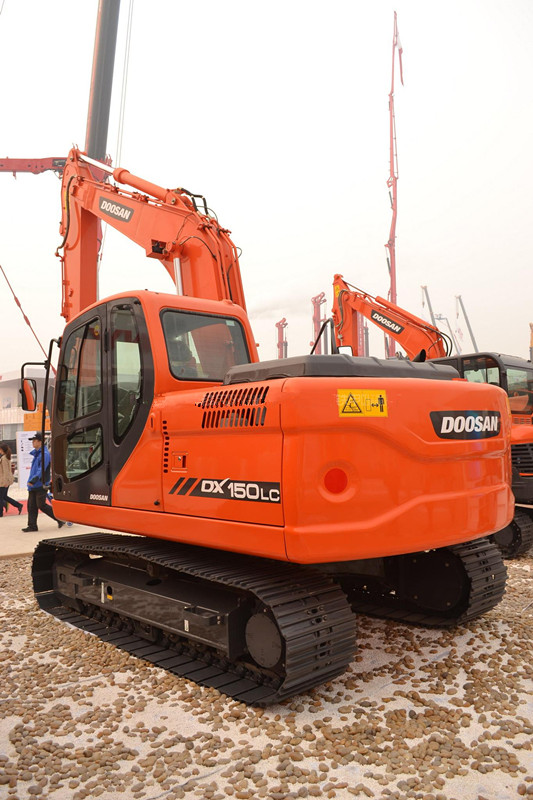斗山DX150LC挖掘機(jī)