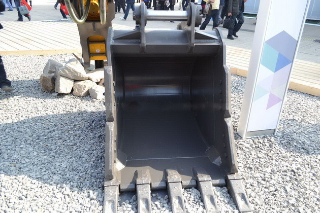 沃爾沃EC210B Prime履帶式挖掘機(jī)