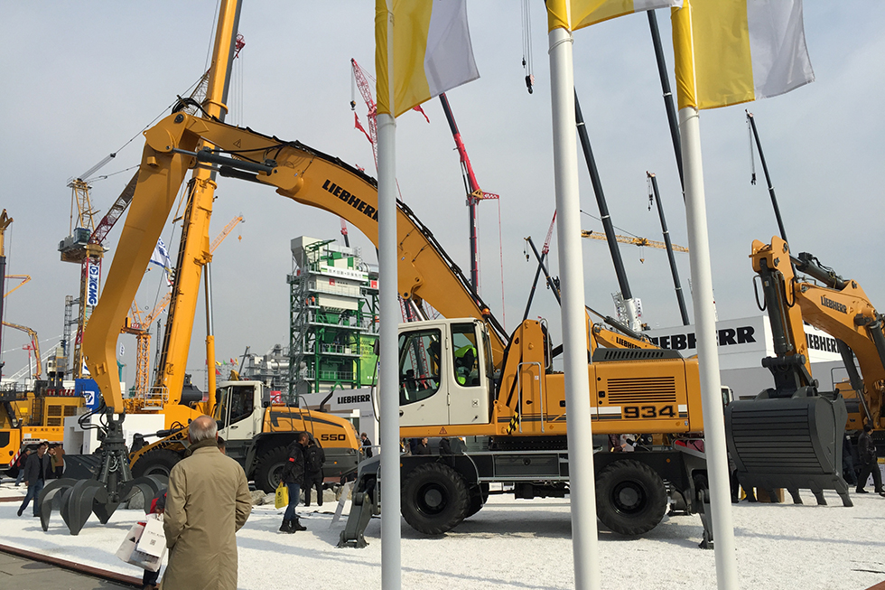 Bauma China 2016——利勃海爾機械服務(wù)(上海)有限公司