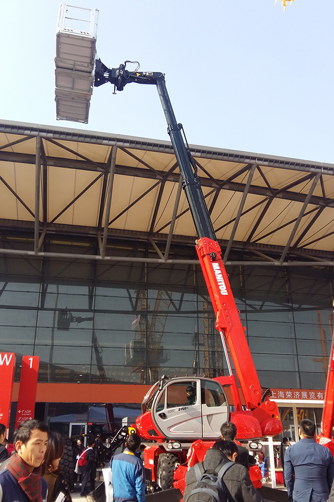 Bauma China 2016——曼尼通（中國）物料搬運(yùn)設(shè)備有限公司