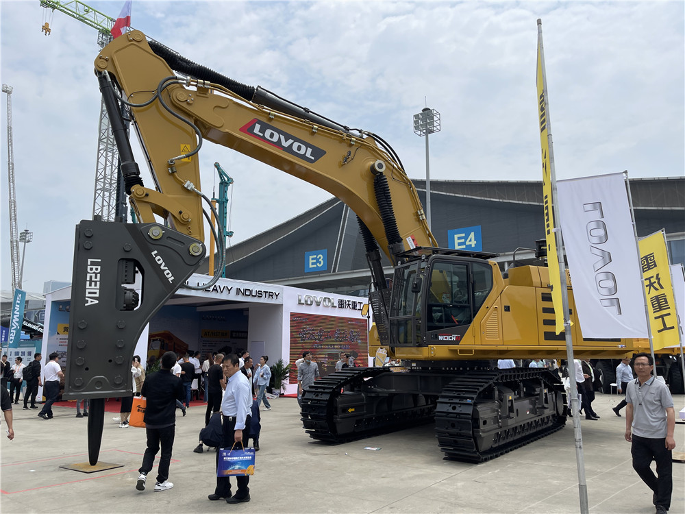 2023長(zhǎng)沙國(guó)際工程機(jī)械展覽會(huì)展臺(tái)風(fēng)采：雷沃重工