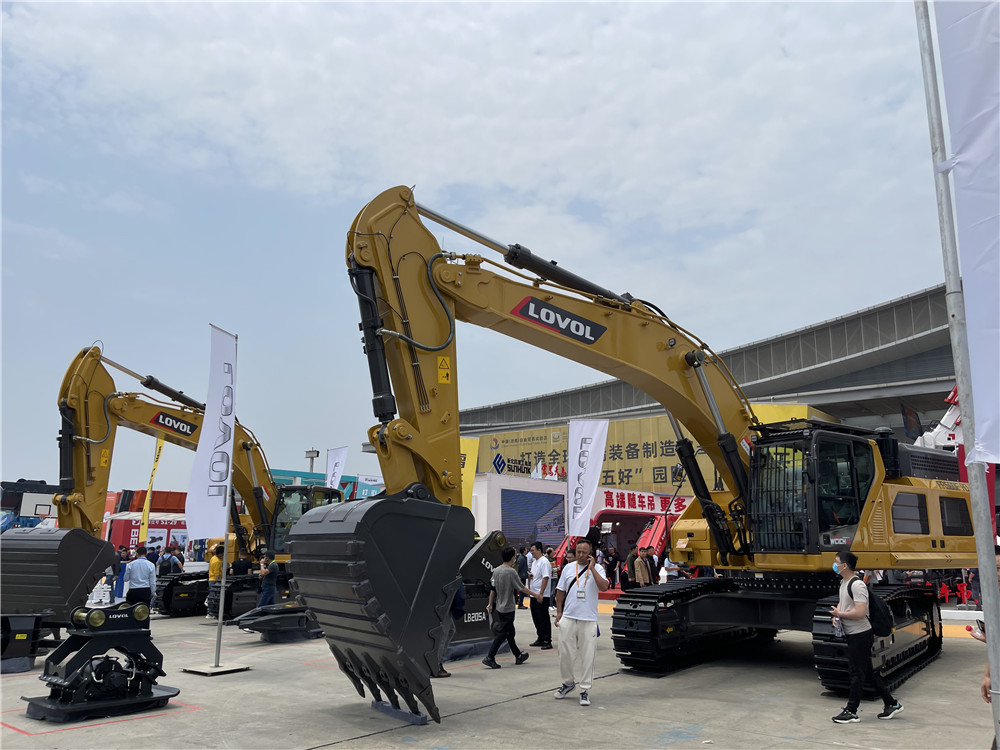 2023長(zhǎng)沙國(guó)際工程機(jī)械展覽會(huì)展臺(tái)風(fēng)采：雷沃重工