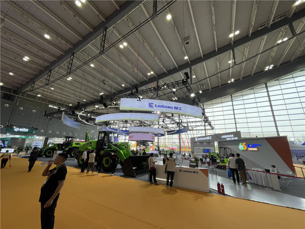 2023長沙國際工程機(jī)械展覽會展臺風(fēng)采：柳工