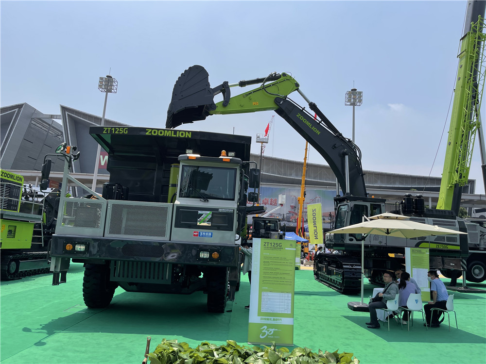 2023長(zhǎng)沙國(guó)際工程機(jī)械展覽會(huì)展臺(tái)風(fēng)采：中聯(lián)重科