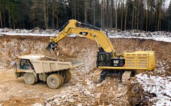 Cat 390F L挖掘機(jī)