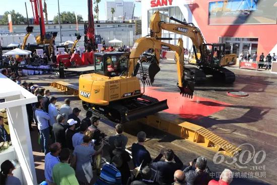 三一挖機(jī)show過單邊橋絕技
