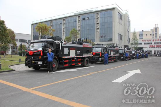 美通筑機(jī)LMT5122TYHZ熱再生路面養(yǎng)護(hù)車整裝待發(fā)