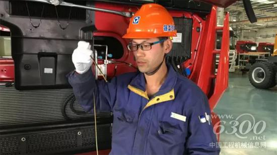 徐工汽車總裝分廠校試工段工段長(zhǎng) 劉闖