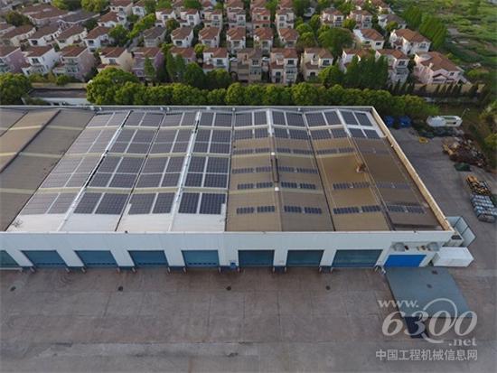彩鋼瓦房頂:1620個(gè)組件，5個(gè)逆變器，裝機(jī)容量186.3kW