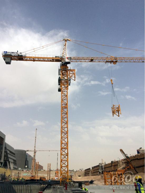 中聯(lián)重科TC7525-16D塔機(jī)助建科威特大學(xué)城項(xiàng)目