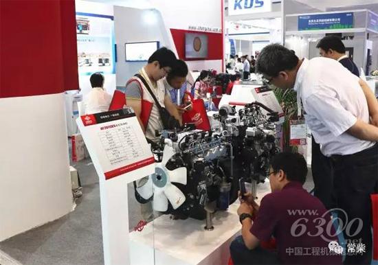 公司車用國五多缸機、4G33系列多缸機吸引眾多客商關注