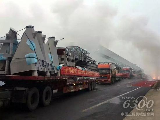 漢壽工業(yè)園中攪拌站生產線啟程交付客戶手中