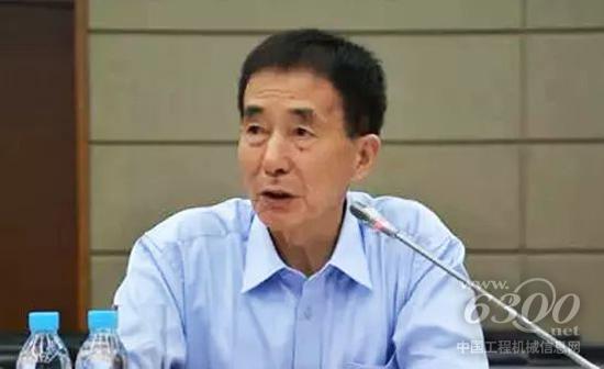 壓實(shí)行業(yè)專家 吳竟吾