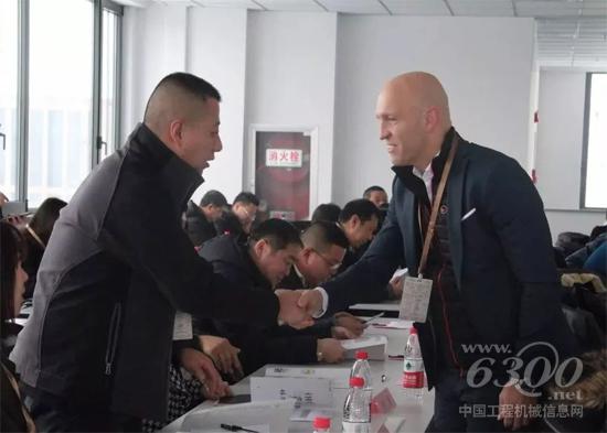 林茨工廠市場(chǎng)開拓負(fù)責(zé)人Markus Hierschl?ger