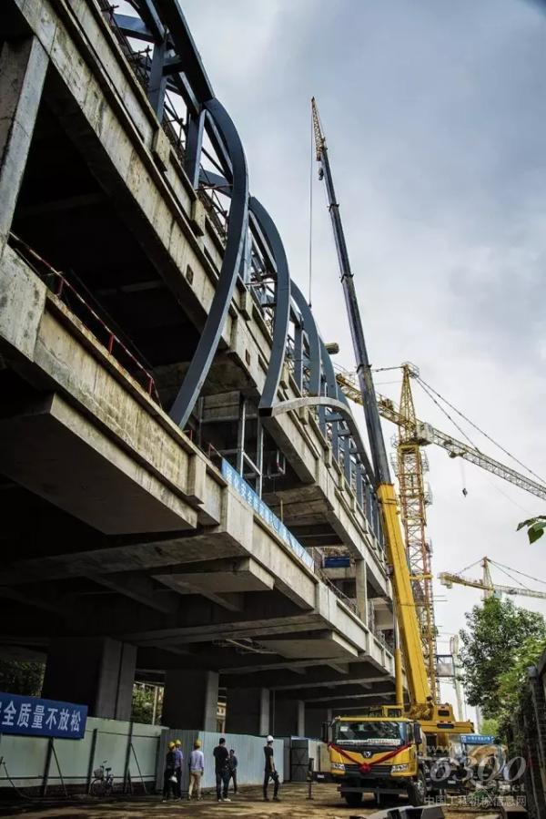 在鄭州，XCT25助力軌道交通建設