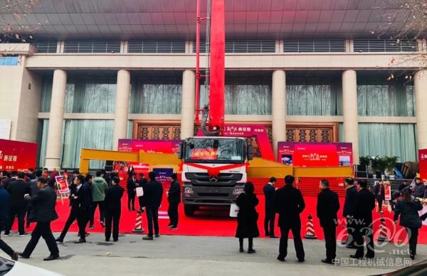 鄭州站，所有客戶一起欣賞三一<a href=http://product.d1cm.com/bengche/ target=_blank>泵車</a>