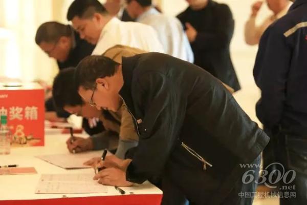 南昌站，客戶踴躍簽到，參與<a href=http://news.d1cm.com/exhibition/ target=_blank>展會(huì)</a>