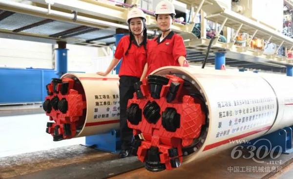 鐵建重工成功研制出超小直徑可回退式管幕機(jī)