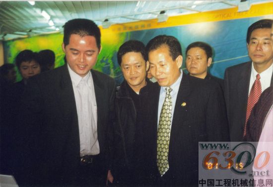 蔡?hào)|仁