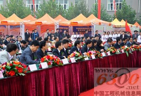 黎明重工出席河南“百校千企”合作大會