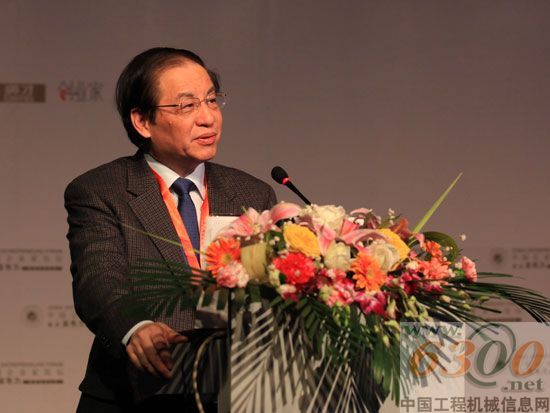中國銀監(jiān)會(huì)主席劉明康演講