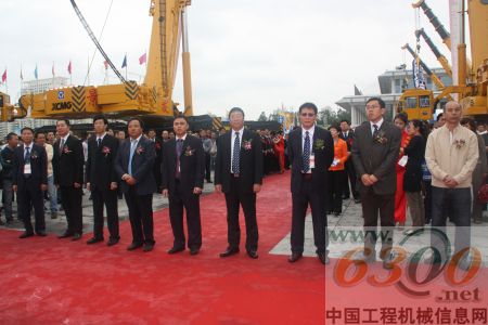 出席交接儀式的重要嘉賓