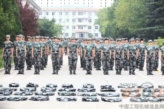 徐工,高校畢業(yè)生