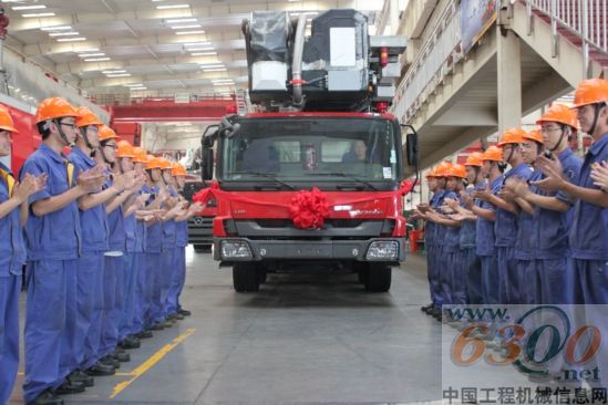 徐工 登高平臺(tái)消防車
