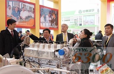 中國重汽,發(fā)動機,上海寶馬展