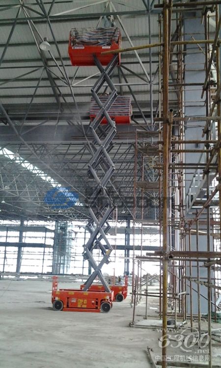 剪叉式高空作業(yè)平臺